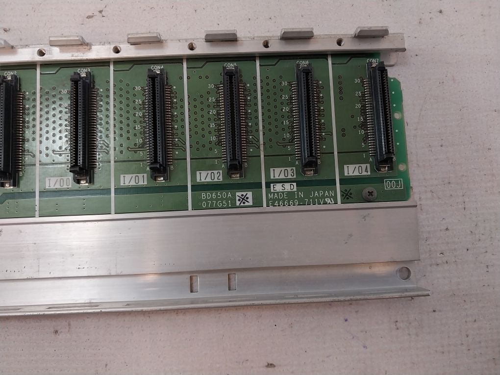 Mitsubishi E46669-711V Base Unit