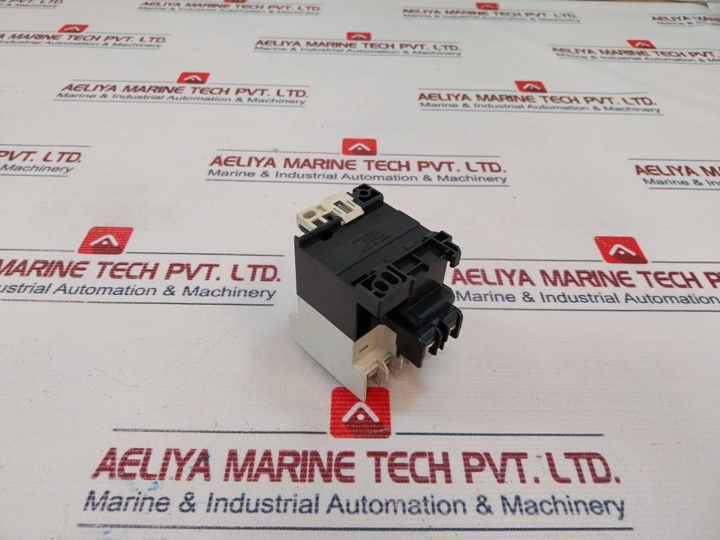 Mitsubishi Electric S-n12 Magnetic Contactor Ac200V