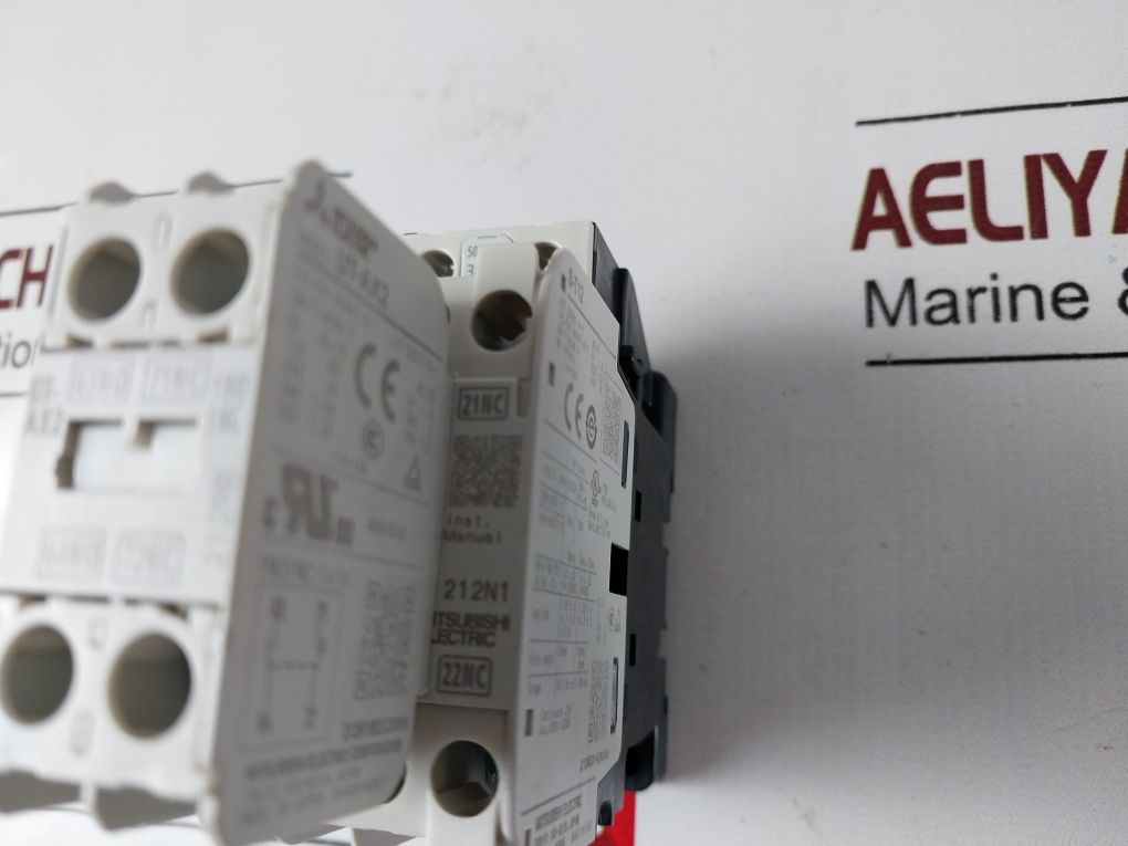 Mitsubishi Electric S-t12 With Ut-ax2 Auxiliary Contactors