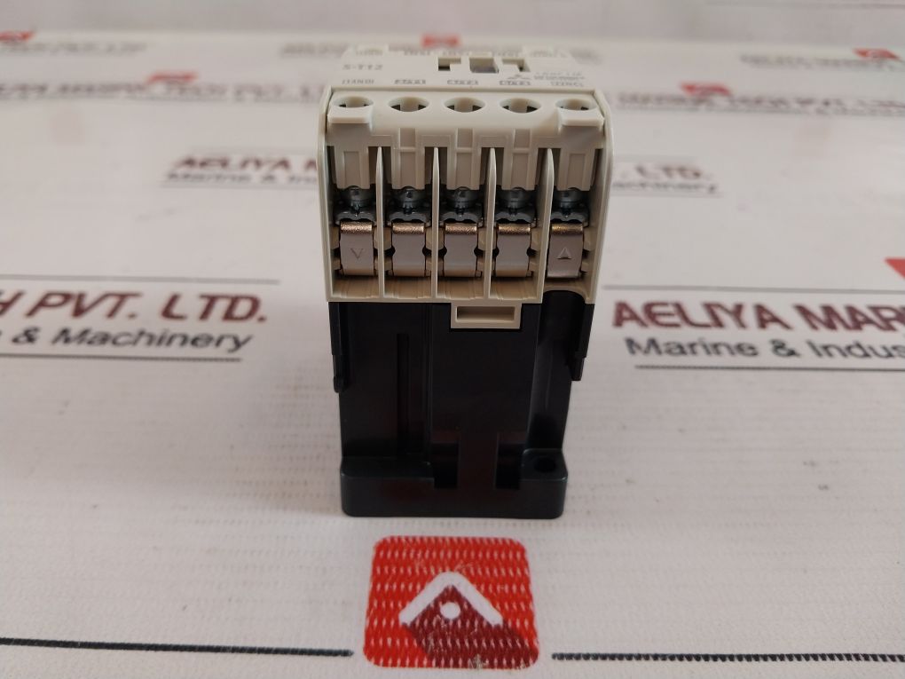 Mitsubishi Electric S-t12 Magnetic Contactor 100-127V 60Hz
