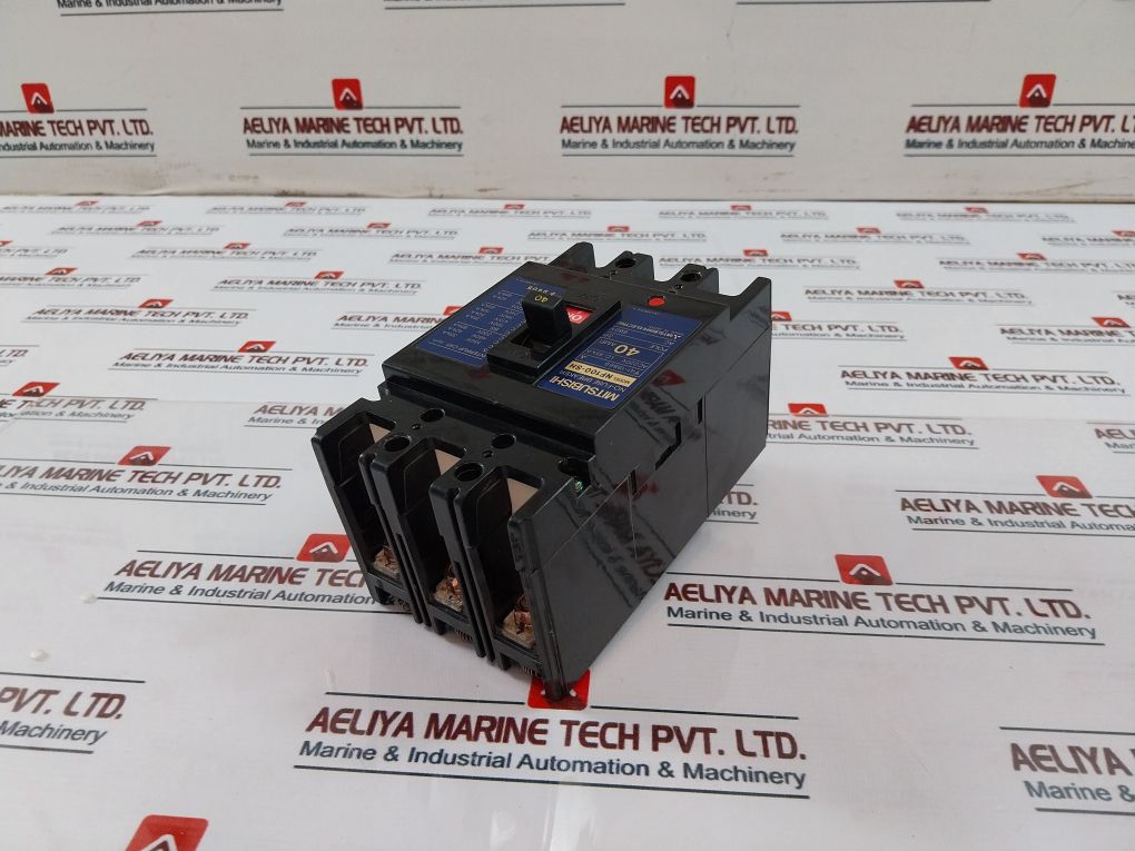 Mitsubishi Nf100-sh 3 Pole No-fuse Breaker Ac220V 40A 50/60Hz