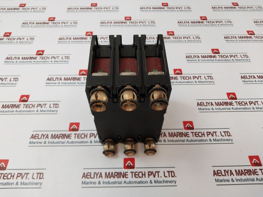 Mitsubishi Nf225-sh 3 Pole No-fuse Breaker Ac 660V 125 Amp