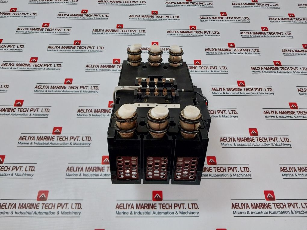 Mitsubishi Nf400-ss Uvt-mc 3 Pole No-fuse Breaker Ac 660V 400A