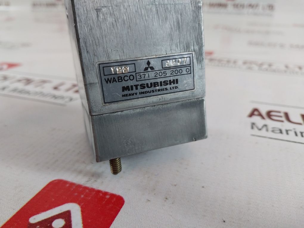 Mitsubishi Wabco 3712052000 Pneumatic Directional Valve