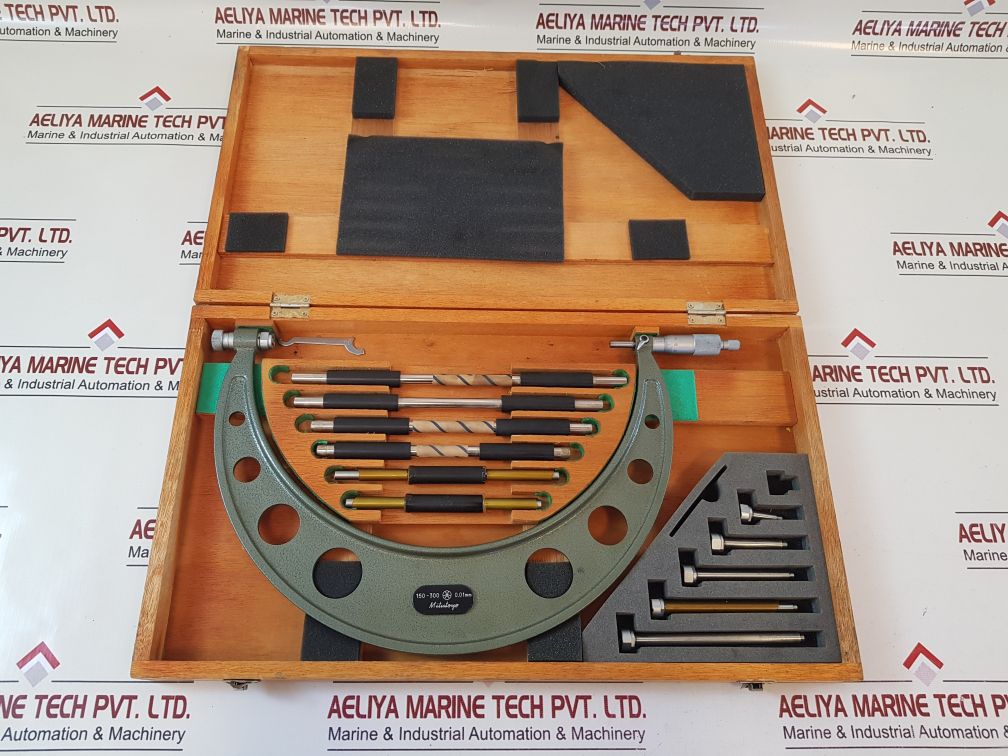 Mitutoyo 104-136 Out Side Micrometer Set 150-300 0.01Mm