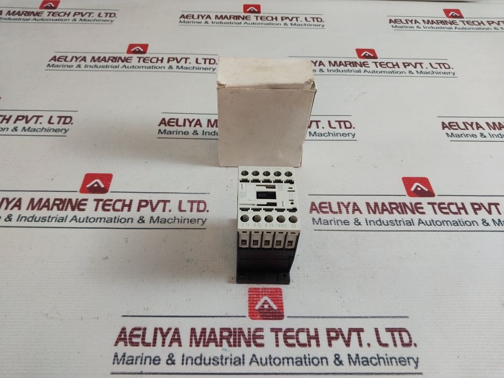 Moeller Dilm9-10 3 Pole Contactor 600V Ac
