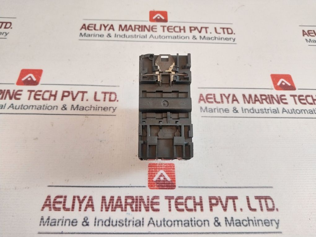 Moeller Pkzm01-10 Circuit Breaker