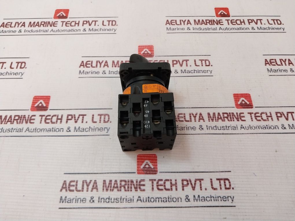 Moeller T0-3-8222 Cam Switch 14A 600V Ac