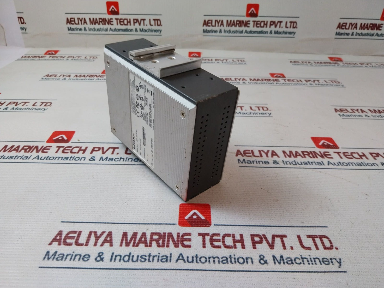 Moxa Eds-308-m-sc Etherdevice Switch 24Vdc