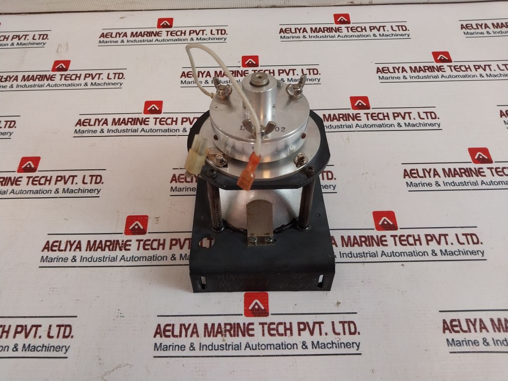 Muv-202U