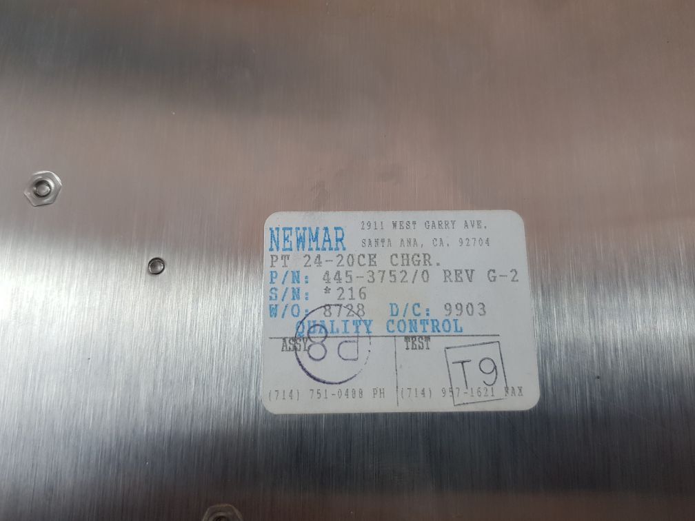 Newmar phase three pt-24-20ce smart charger 115/230v