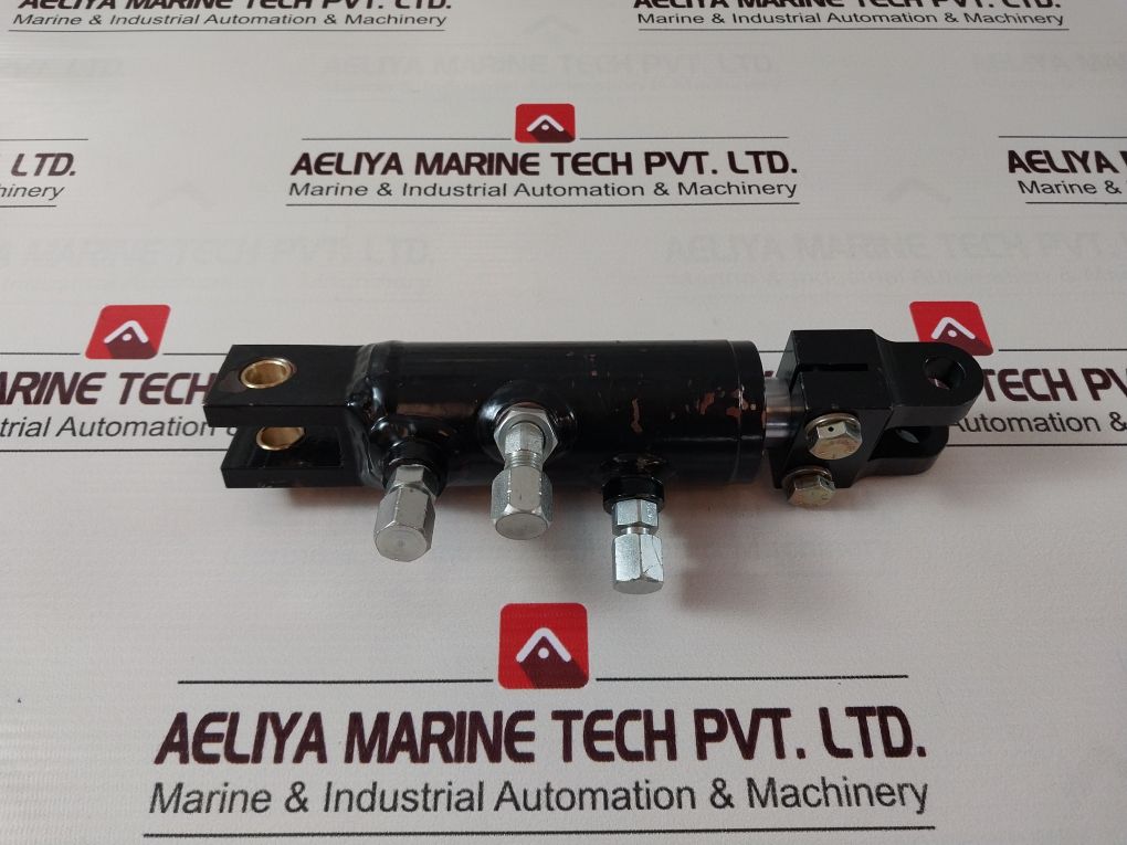Nov 50000668 Latch Hydraulic Cylinder 10140388-001