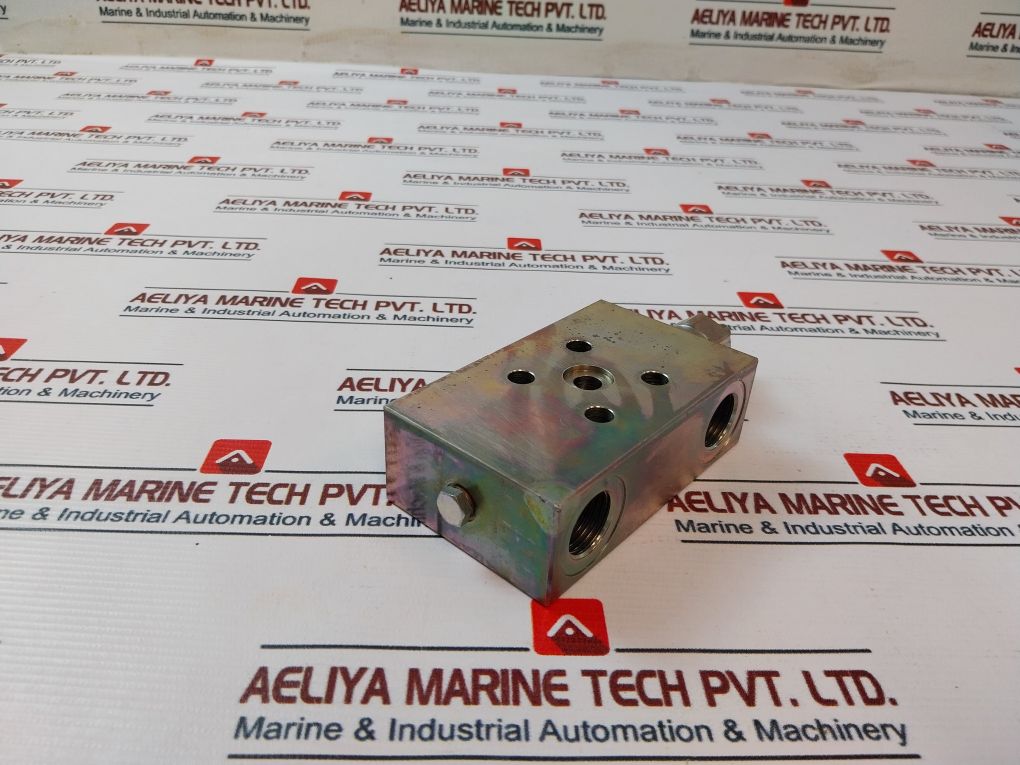 Oil Control R930003498 Hydraulic Valve 08451803033500B