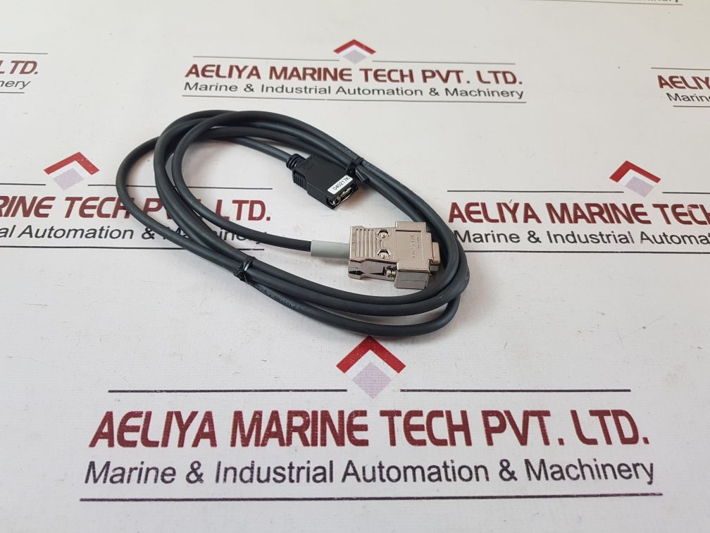 Omron cs1w-cn226 interface connector cable xm2s-09