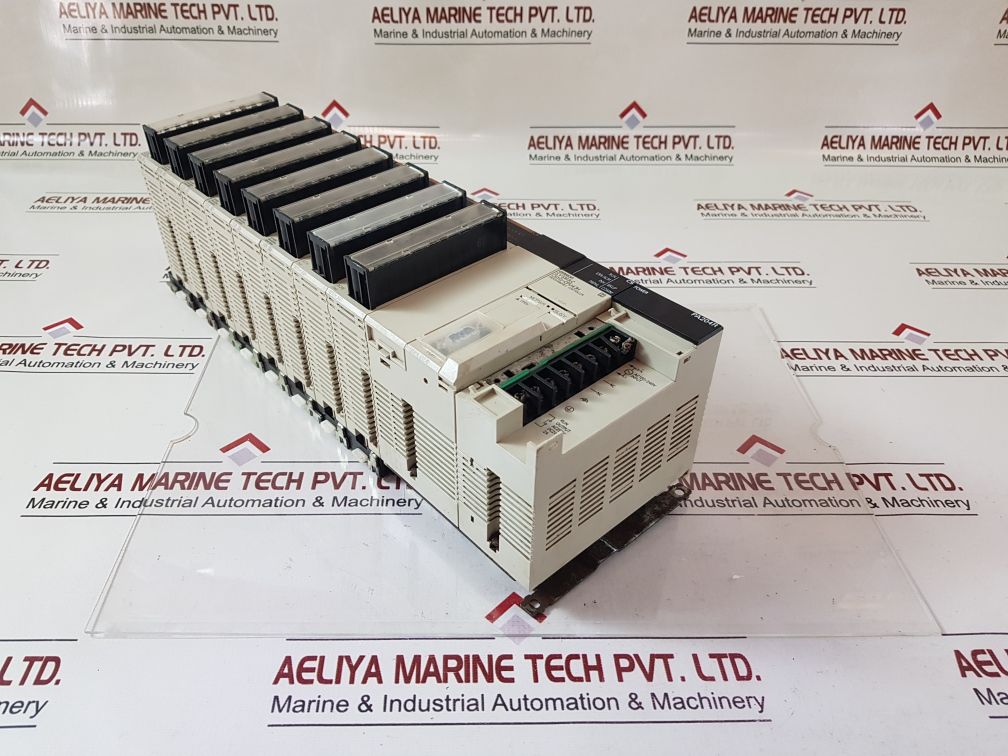 Omron ia111,cs1w-id211,cs1g-cpu43h,pa204r modules rack