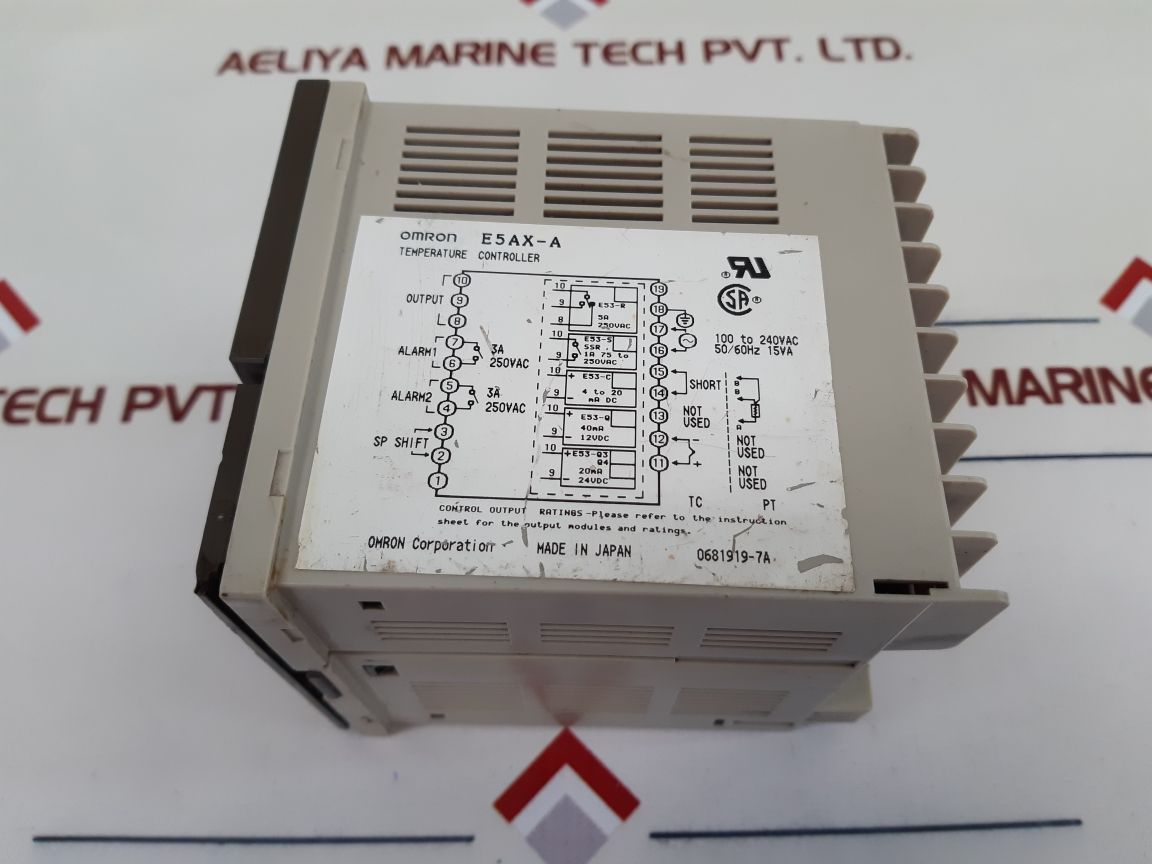 Omron E5Ax-a Temperature Controller 100 To 240 Vac