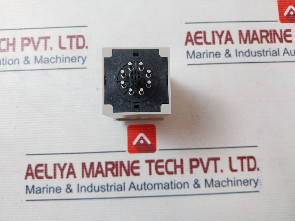 Omron H3Ba-8 Solid-state Timer 250Vac