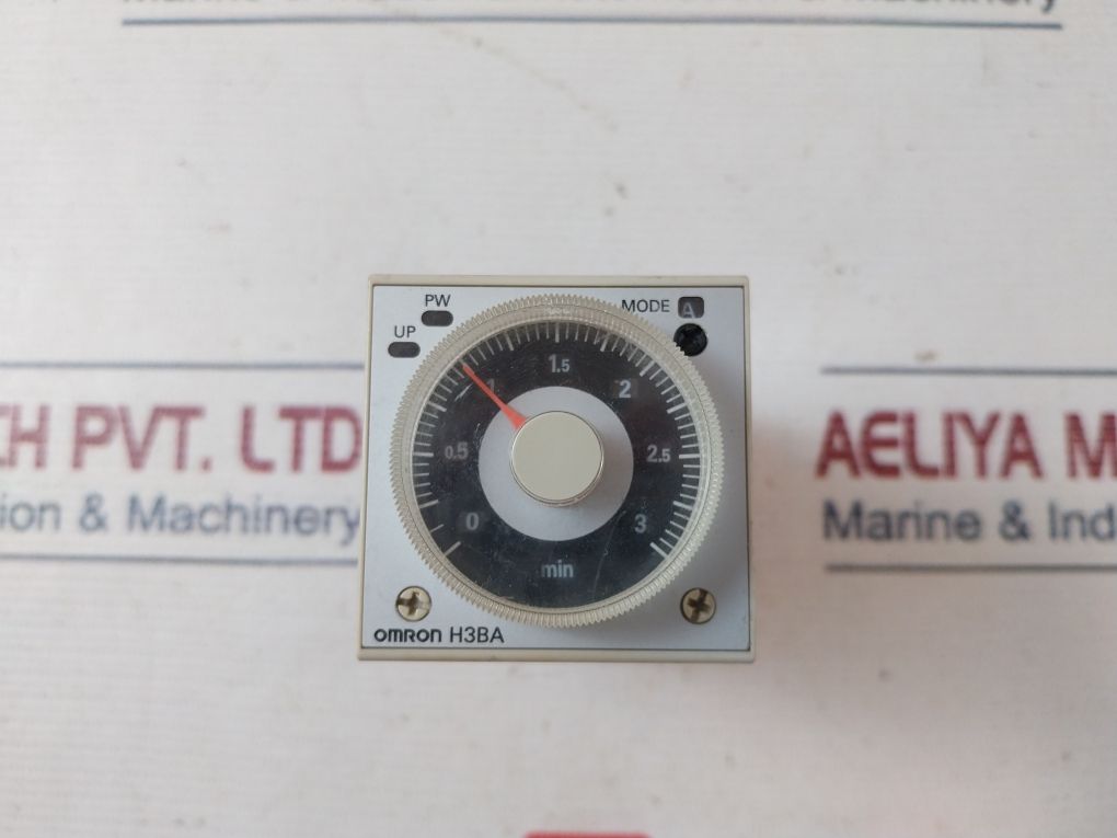 Omron H3Ba-n8H Timer 110Vac