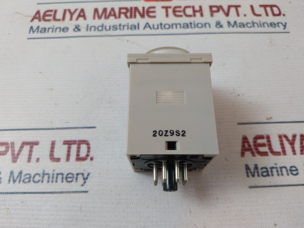 Omron H3Cr-a8E Timer