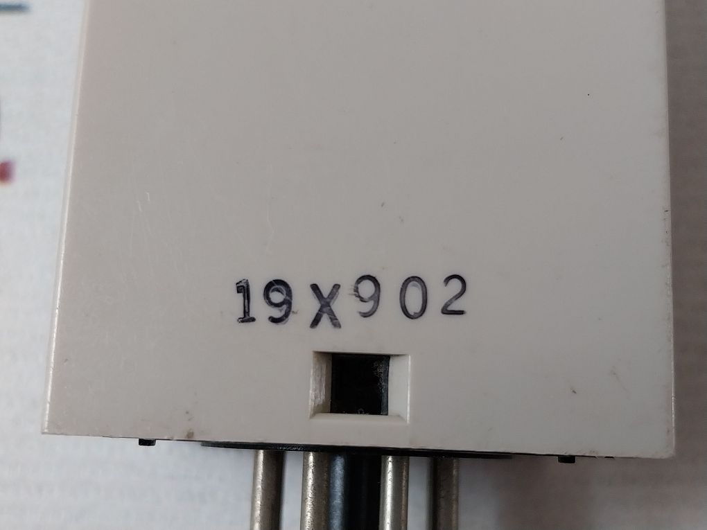 Omron H3Cr-g8El Timer Module Relay 0-60 Sec 200/220/240Vac