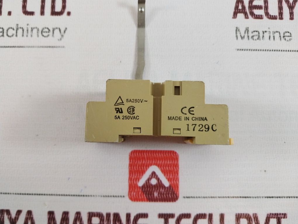 Omron H3Yn-2 30V
