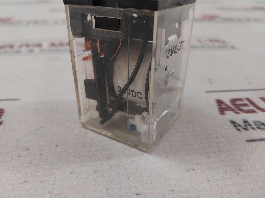 Omron Imk2Pn-s Relay 250Vac~/28Vdc
