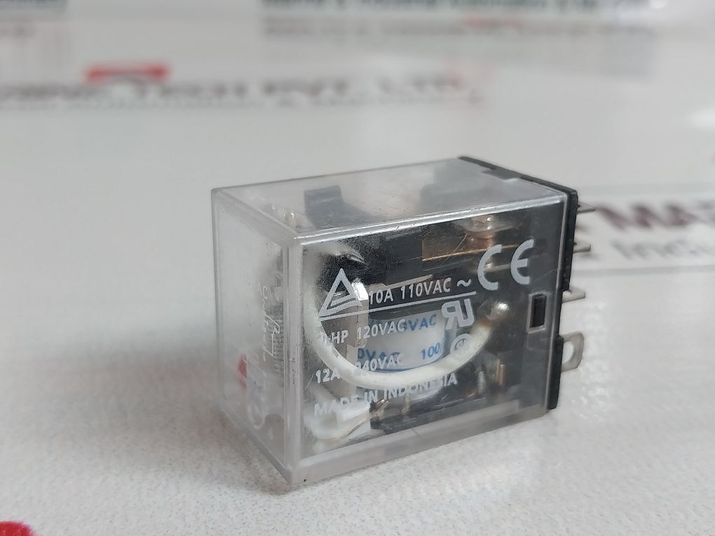 Lot Of 11X Omron Ly2N Relay 12A 240Vac