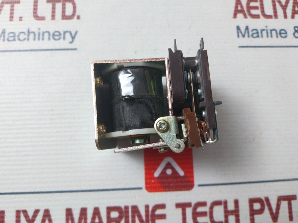Omron Mm3 Power Relay Ac100V