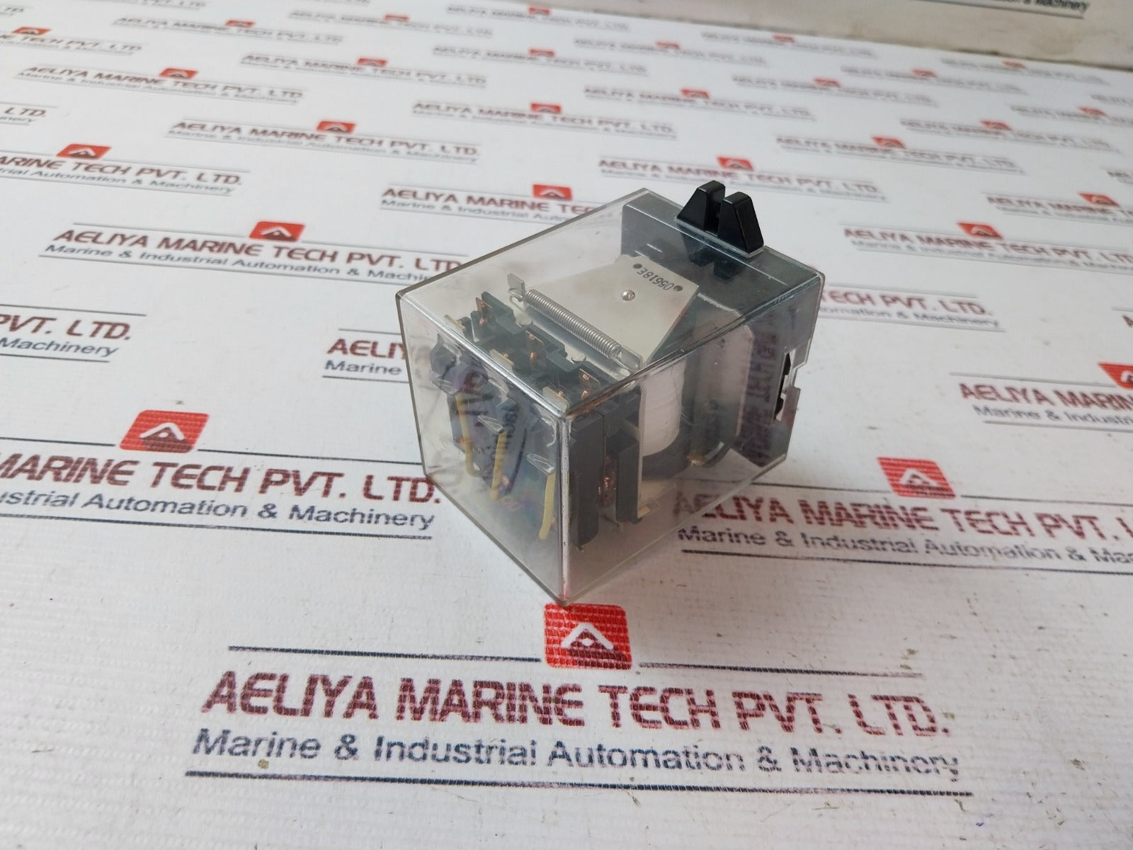 Omron Mm3P Power Relay 200/220V Dc
