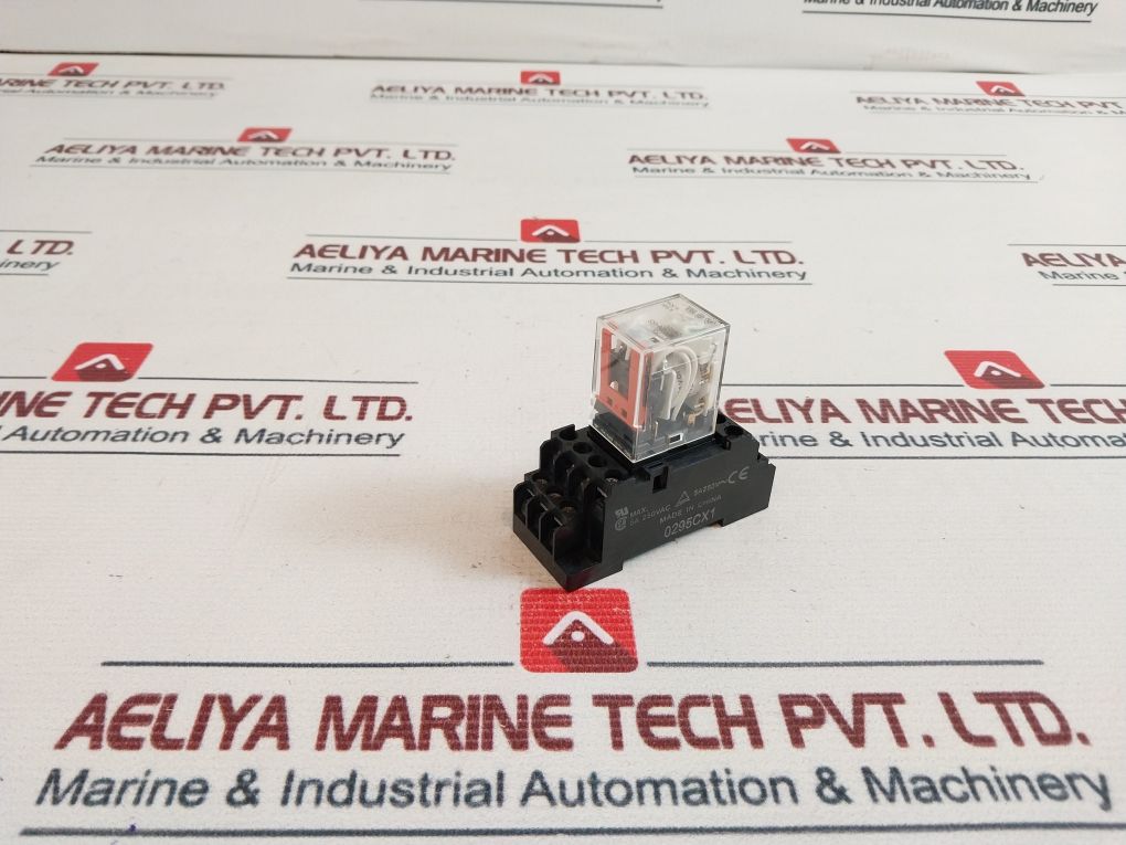 Omron My4N-gs Relay With Socket 24Vdc
