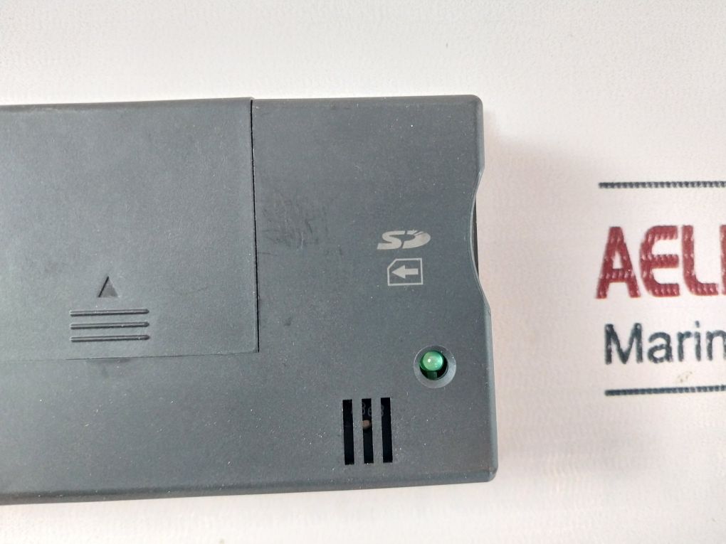 Omron Nv4W-mg21 24V
