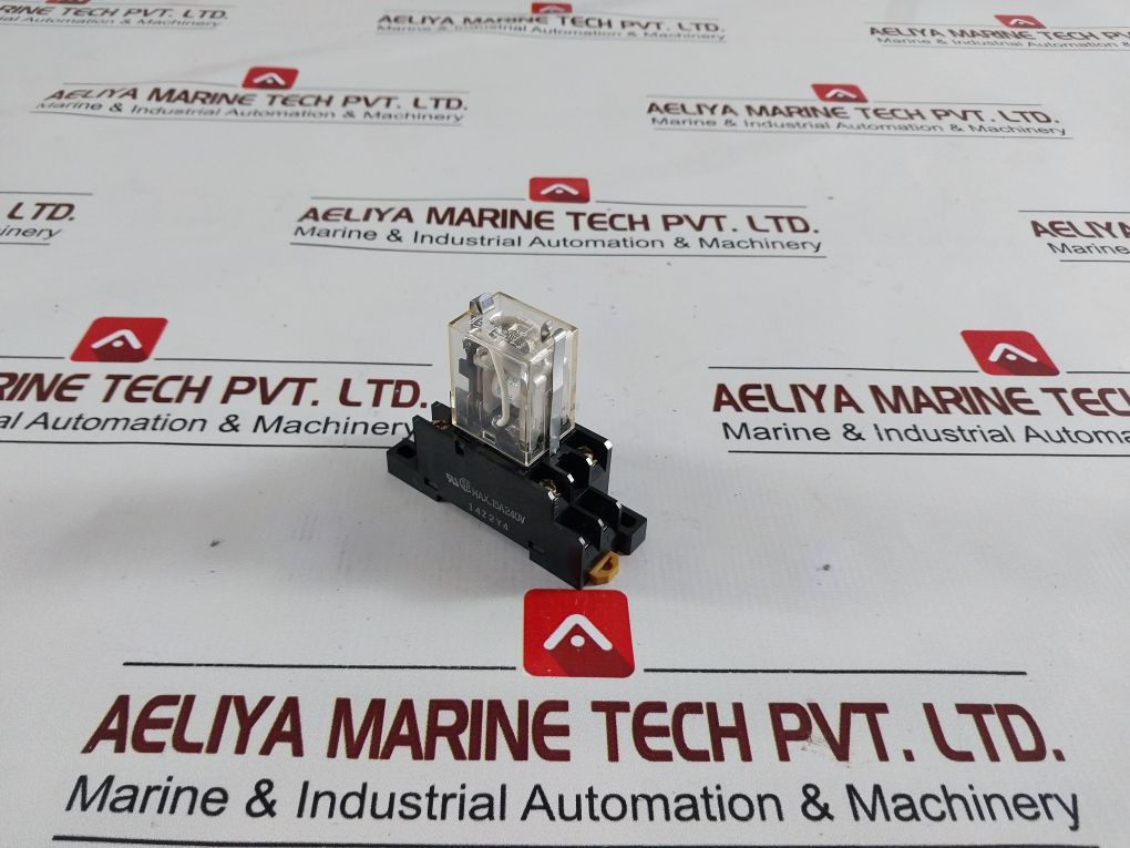 Omron Ptf08A Relay Socket Din Rail Mount