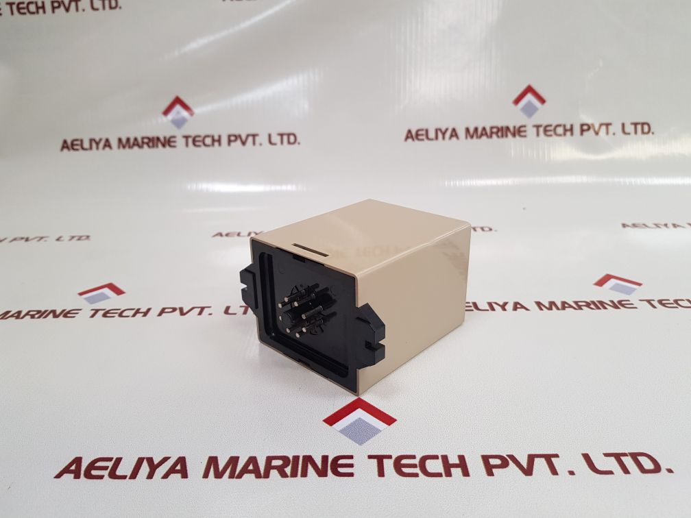 Omron Sdv-fh6 Voltage Sensor New