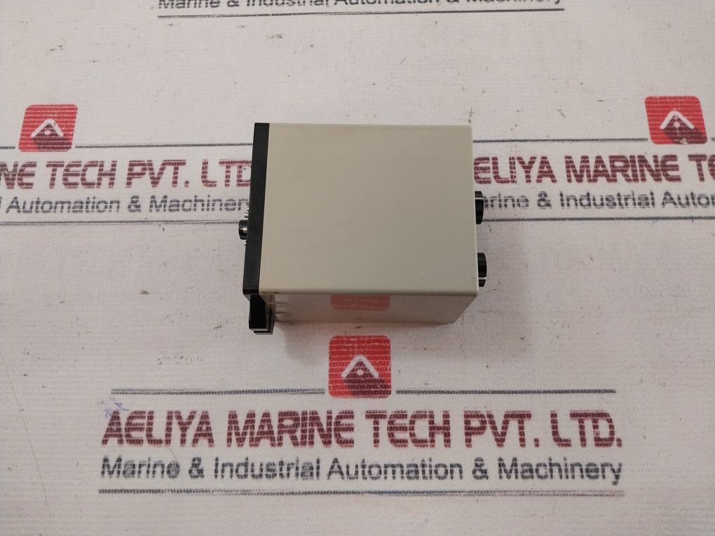 Omron Sdv-fl6 Voltage Sensor 125Vdc