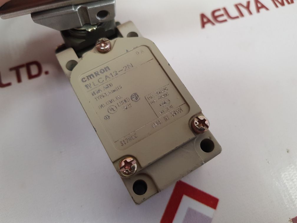 Omron Wlca12-2N Limit Switch 10A 250Vac