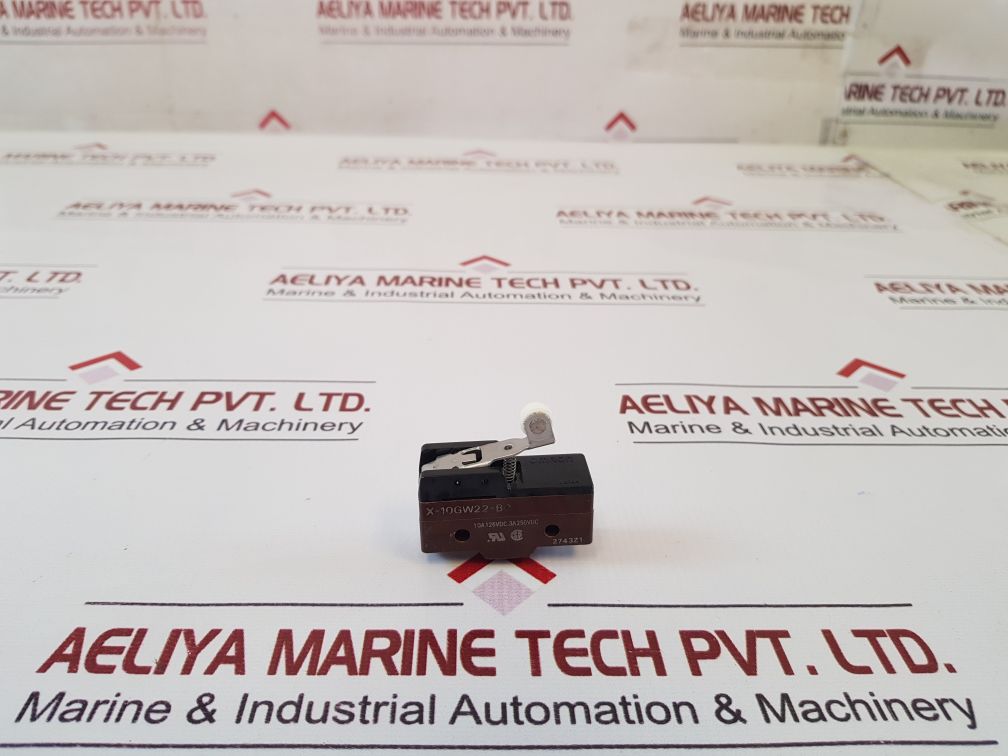 Omron X-10Gw22-b Snap Action Limit Switch
