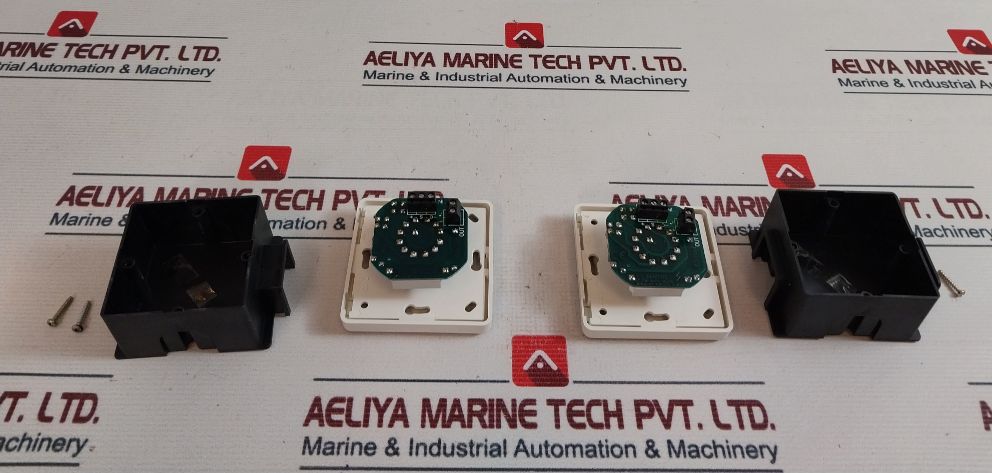 Optimus Av-4V Attenuator Wallsocket