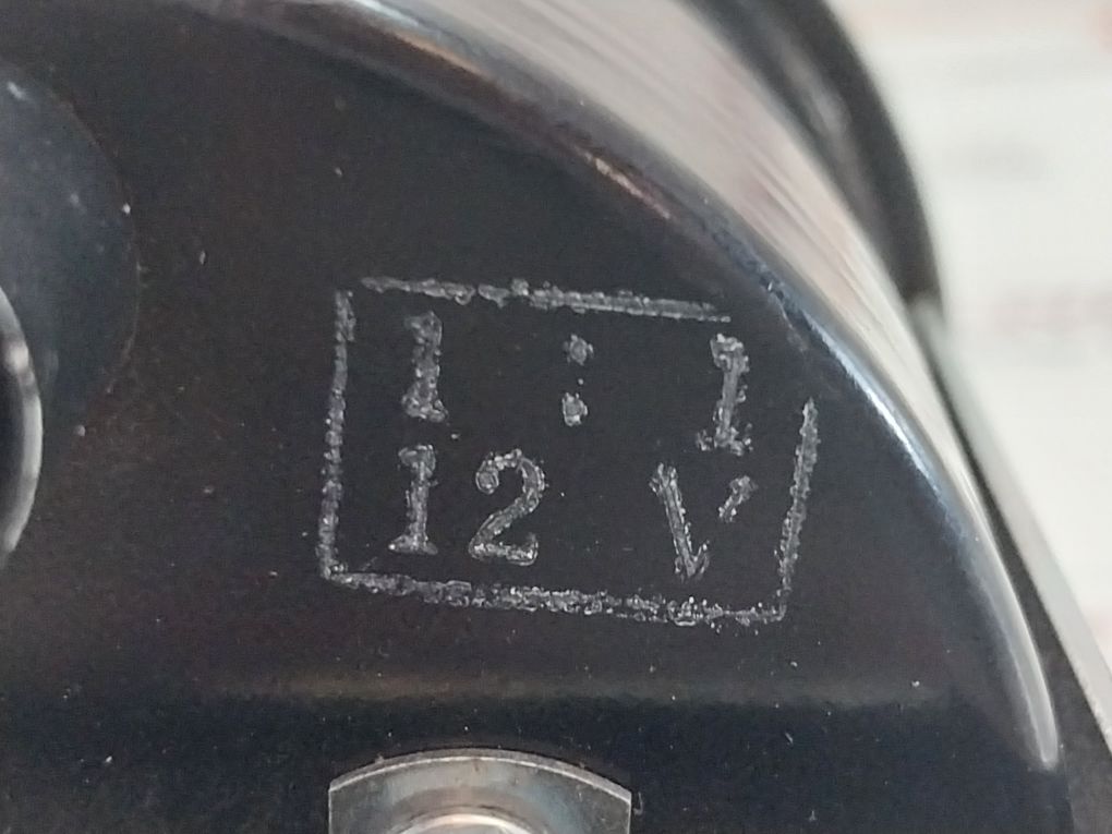 P=129 0-40 X100 Rpm Electronic Tachometer