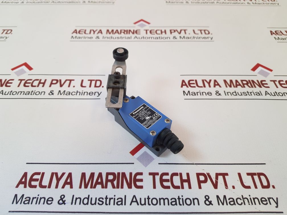 PanasonicMatsushita Az8108Ce Vl Mini Limit Switch With Leaver