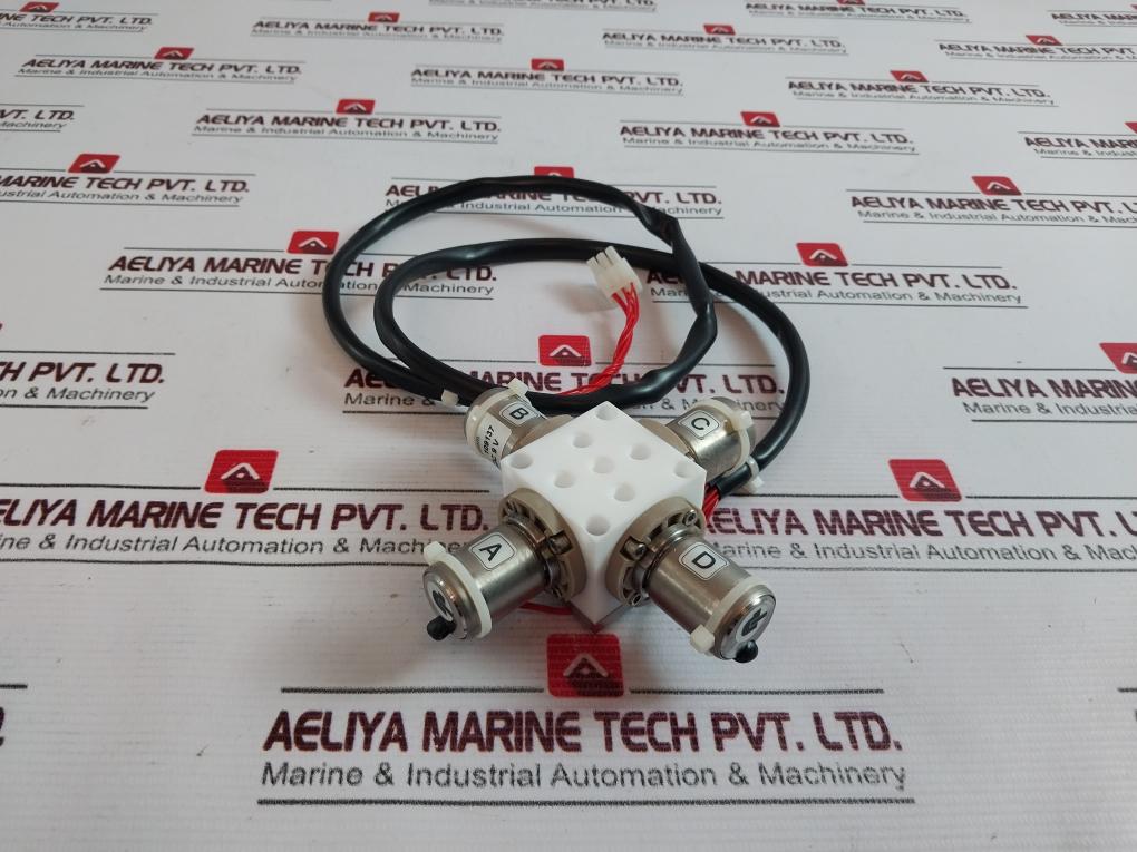 Parker 018-0186-900 / Wat270524 Multichannel Inert Ptfe Manifold Valve