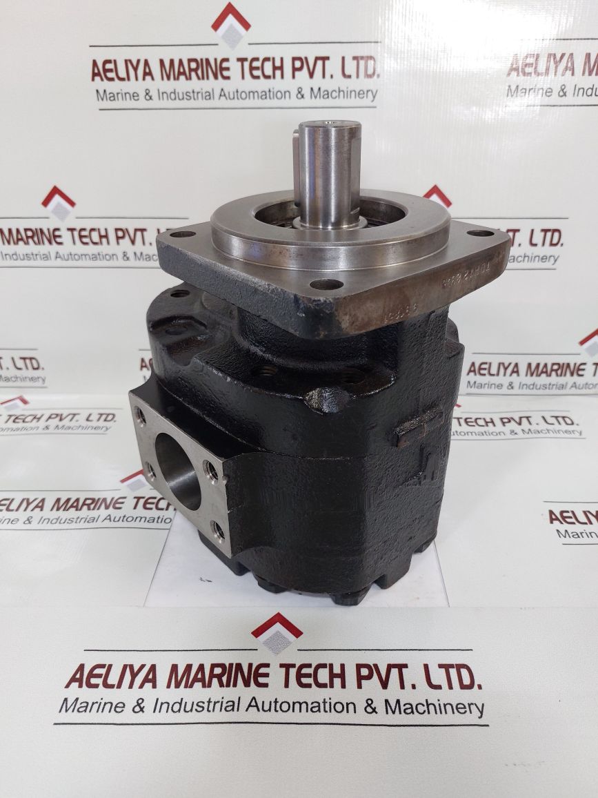 Parker 316 5030 002 Hydraulic Gear Pump