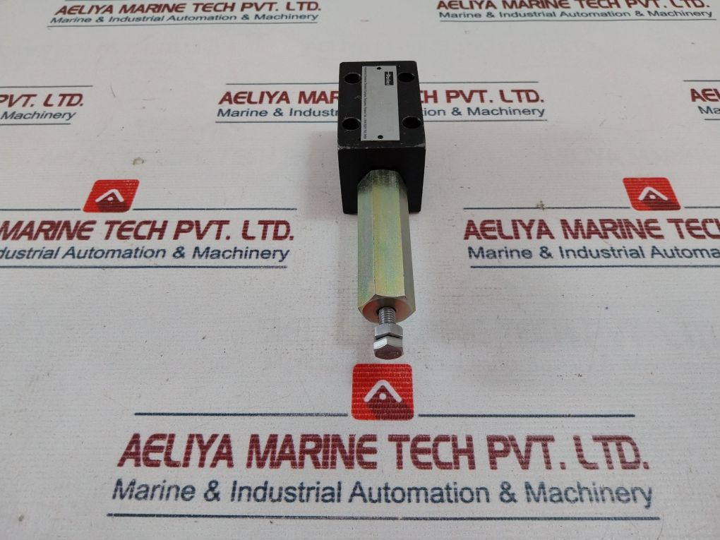 Parker 41088003 Direction Control Valve