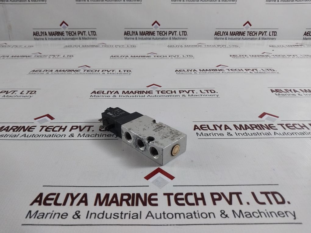 Parker U341N03 Pneumatic Valve