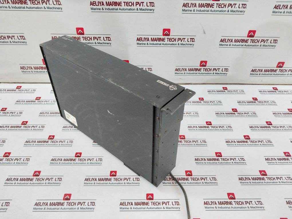 Pelco Cm6700-mxb2 Matrix Switcher/Controller 120V 10W 50/60Hz