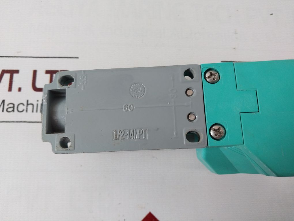 Pepperl +Fuchs 29854S Nj40+, 08275S U4+, 84457 E Inductive Sensor