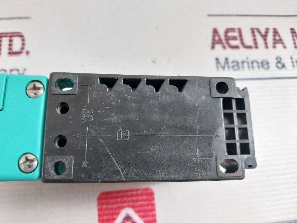 Pepperl+Fuchs Nj20+…U1…E2 Inductive Sensor 30190S 2A