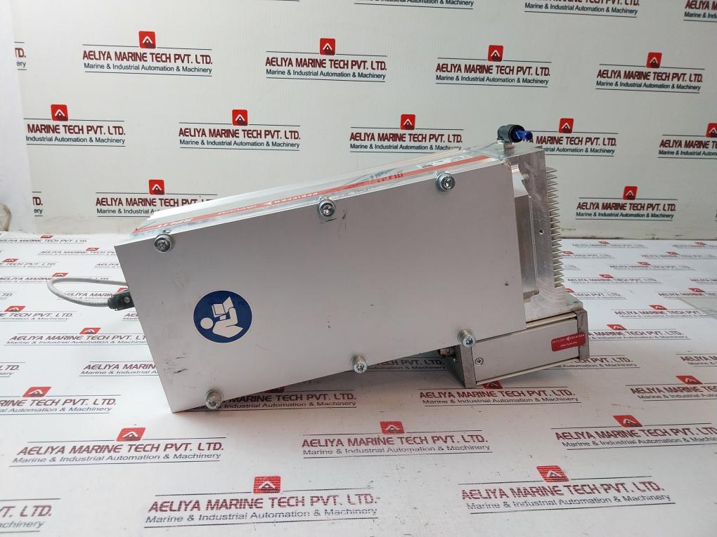 Pfeiffer Vacuum Splitflow 310 3P Turbomolecular Vecuum Pump Pm P04 550