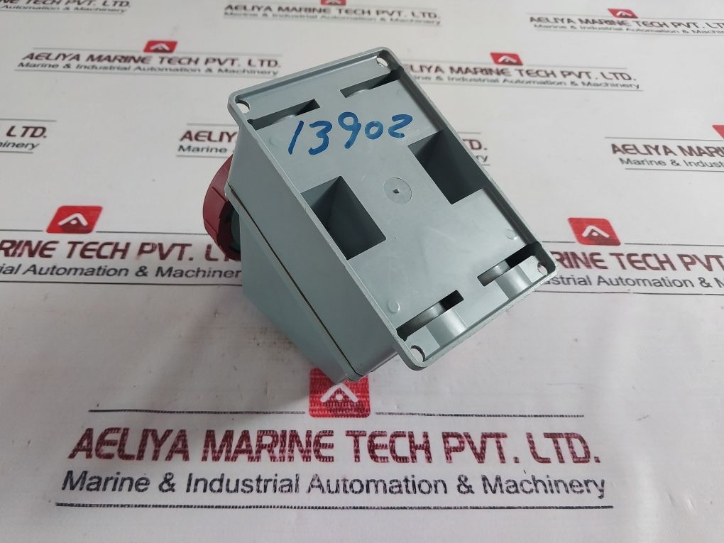 Philip Hauge Cuhv 316-11 Interlocked Socket 16A 11H/440-460Vac