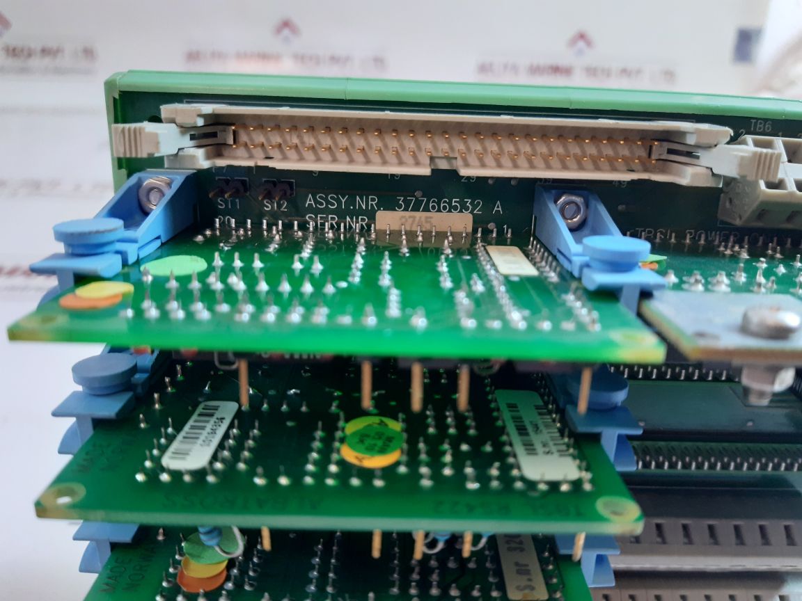 Phoenix Contact Um Circuit Board 37766532 A