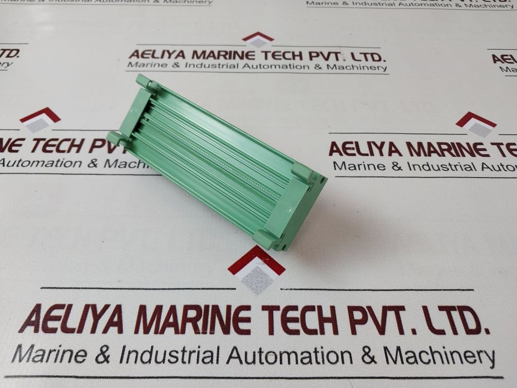 Phoenix Contact Um45-sefe Interface Module Um 45-2Flk14/Im/S7/So54